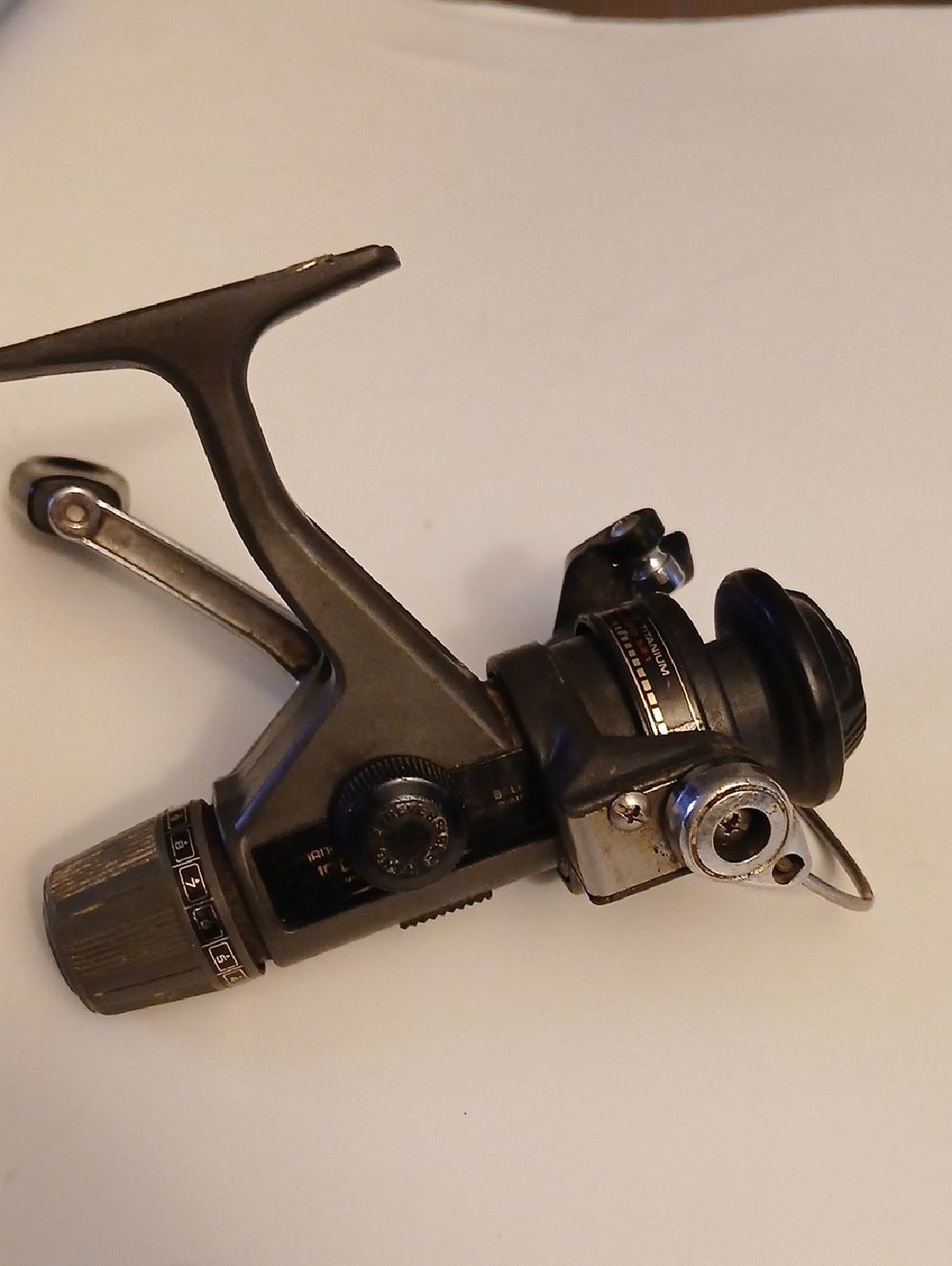 Vintage Shimano Black Spinning Reel - AX100 Quickfire11